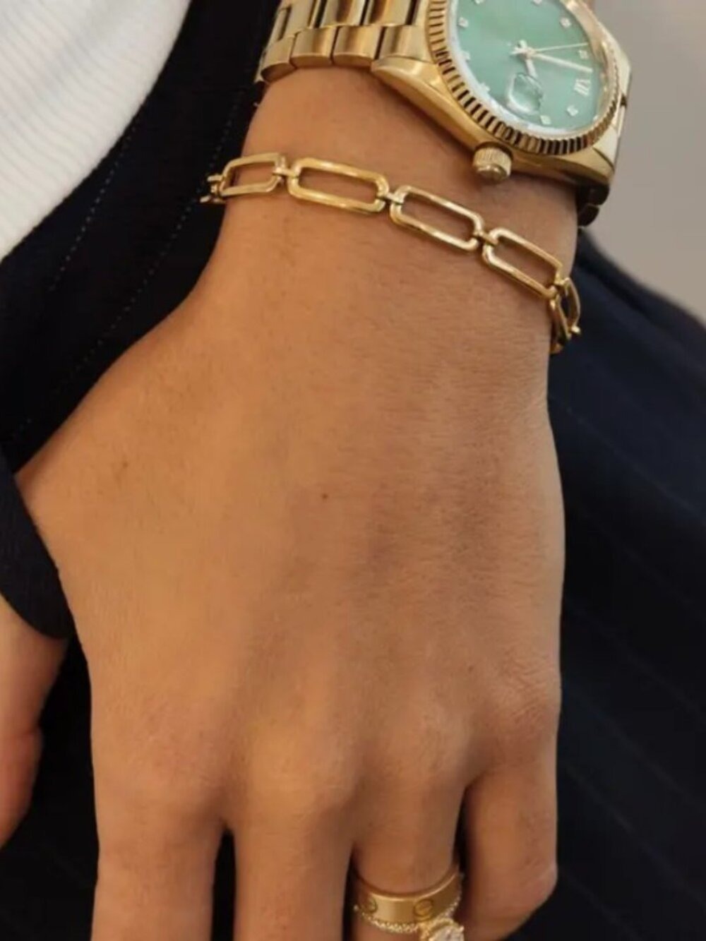 CHANSUTT PEARLS | The Sally Bracelet - Picture 2 of 3